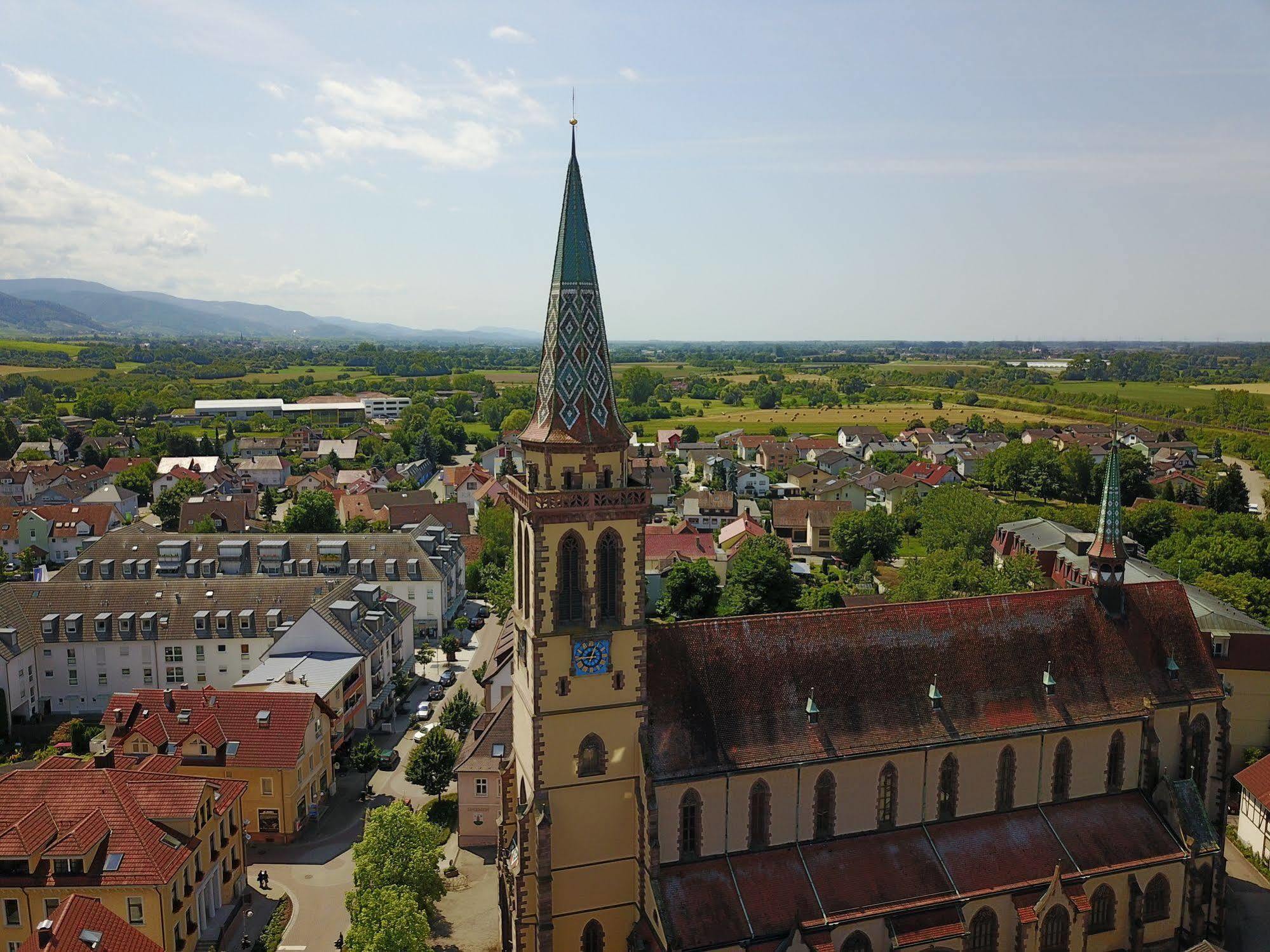 Landgasthof Ochsen Sinzheim Ngoại thất bức ảnh