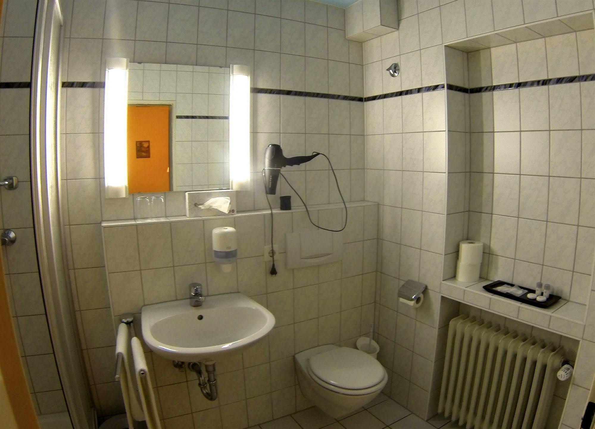 Landgasthof Ochsen Sinzheim Ngoại thất bức ảnh
