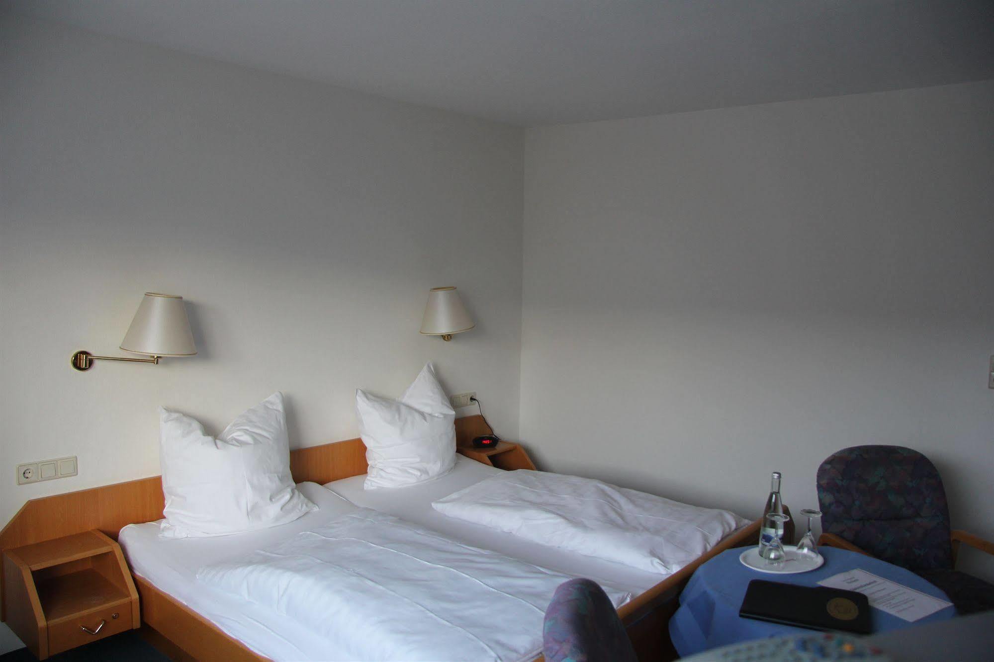 Landgasthof Ochsen Sinzheim Ngoại thất bức ảnh